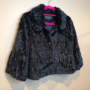 Faux fur cropped jacket w/ bell sleeves
